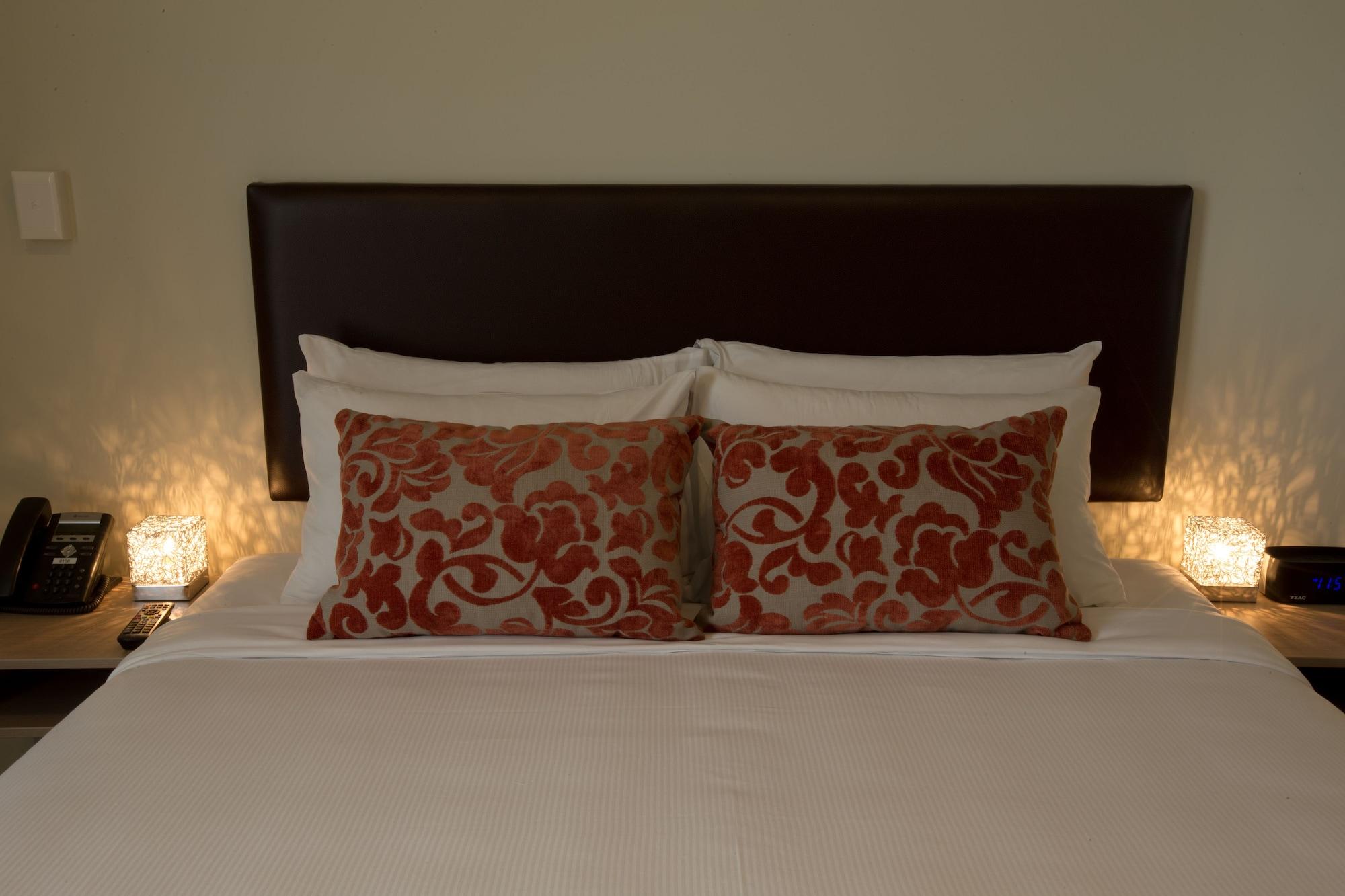Ramada Suites By Wyndham Christchurch City Bagian luar foto