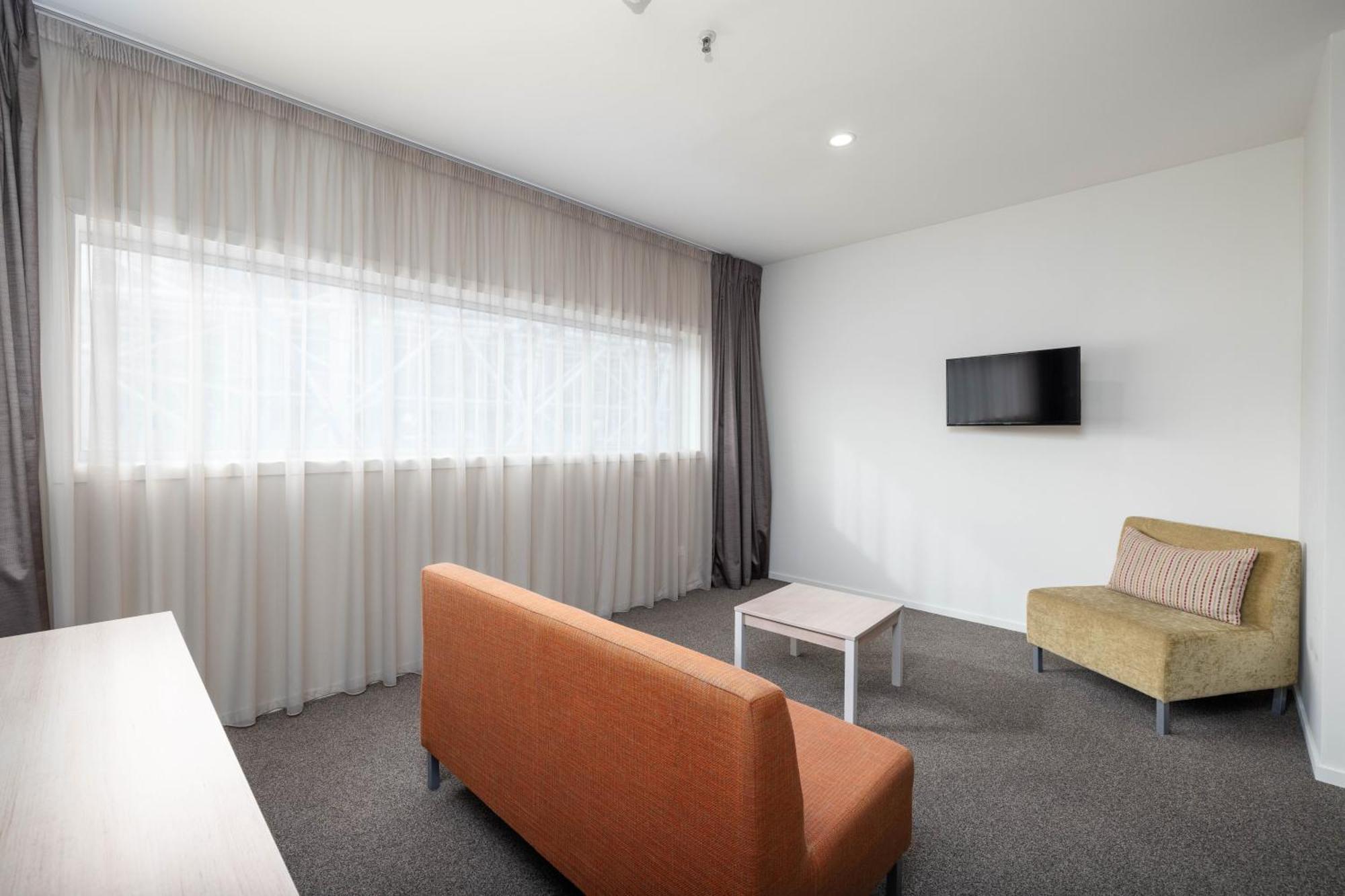Ramada Suites By Wyndham Christchurch City Bagian luar foto