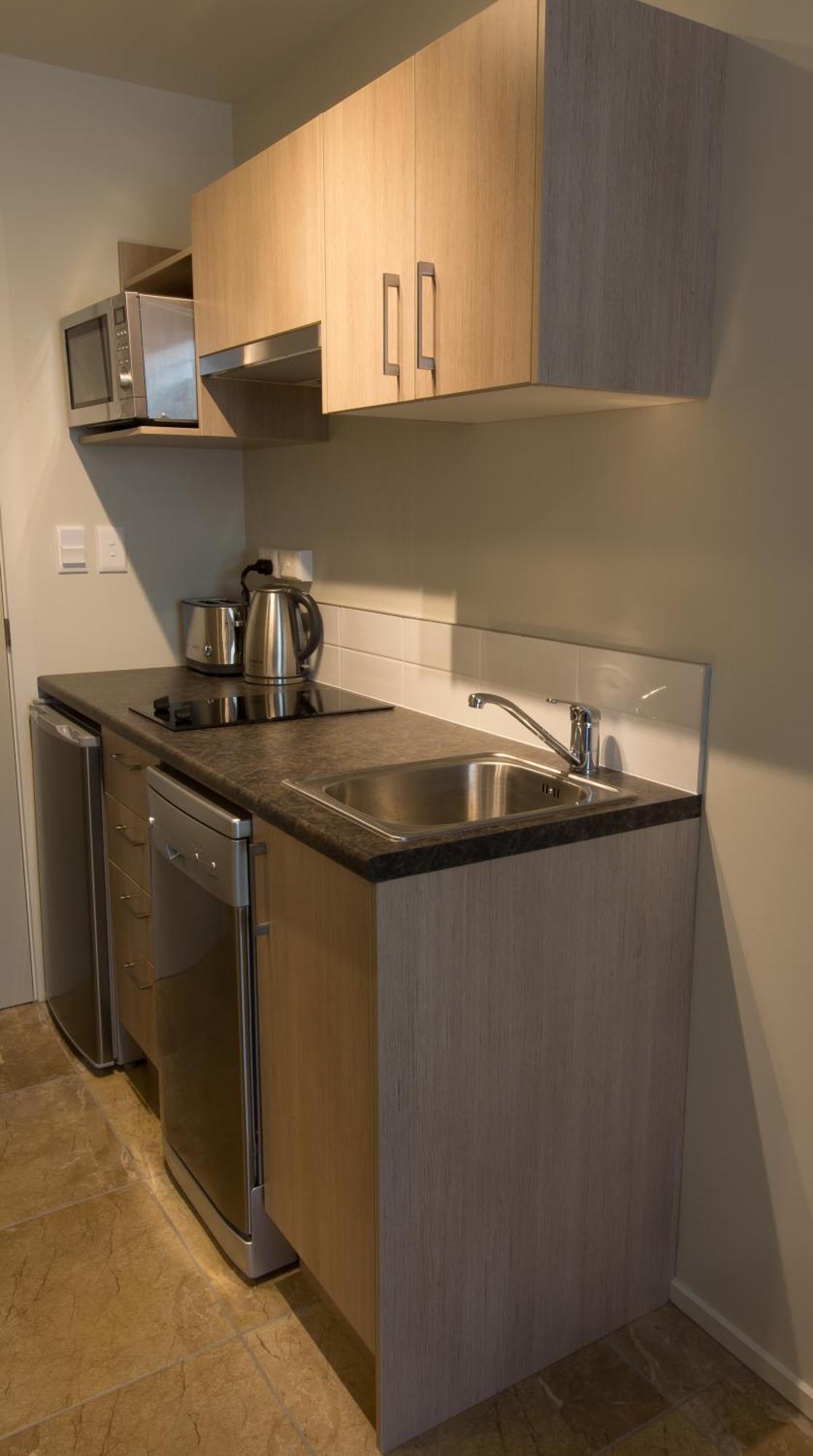 Ramada Suites By Wyndham Christchurch City Bagian luar foto
