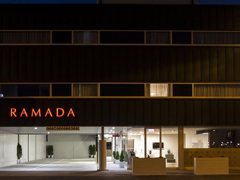 Ramada Suites By Wyndham Christchurch City Bagian luar foto
