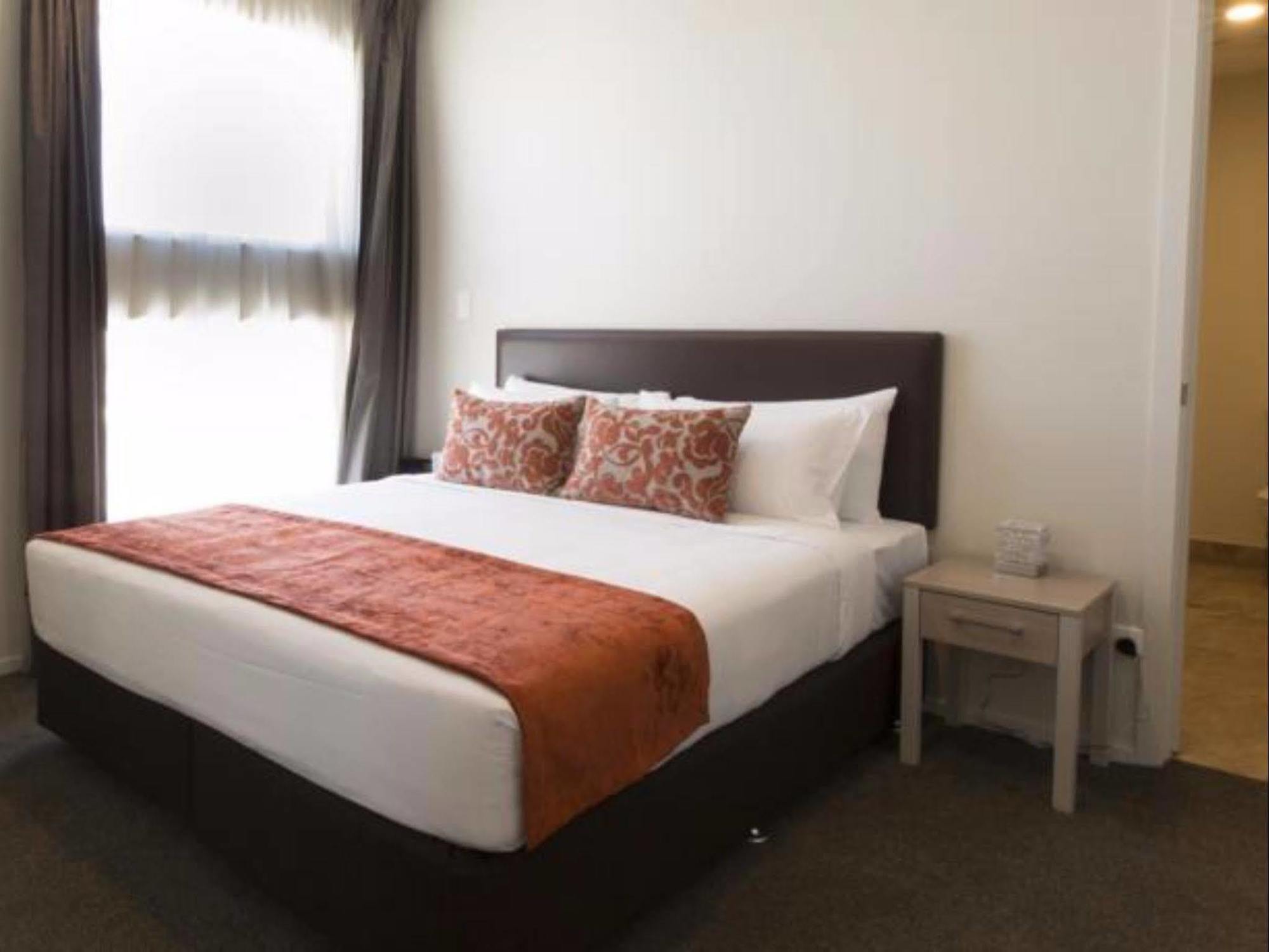 Ramada Suites By Wyndham Christchurch City Bagian luar foto